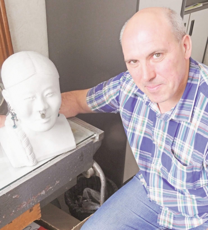 О скульптурной реконструкции лица человека по  черепу